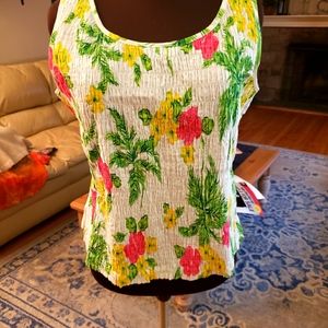 Cute sleeveless blouse